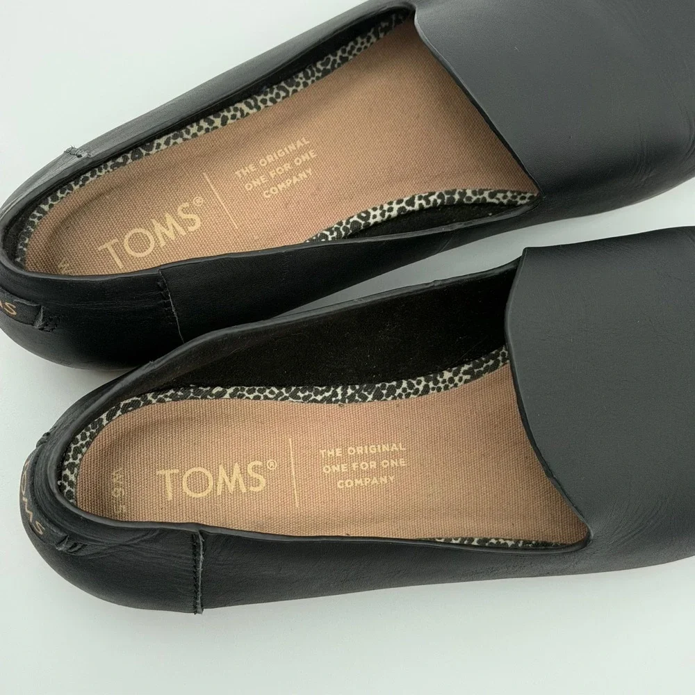 TOMS Darcy Leather Flats US 6.5 EU 37 Black Slip On Loafers Comfort Casual Chic